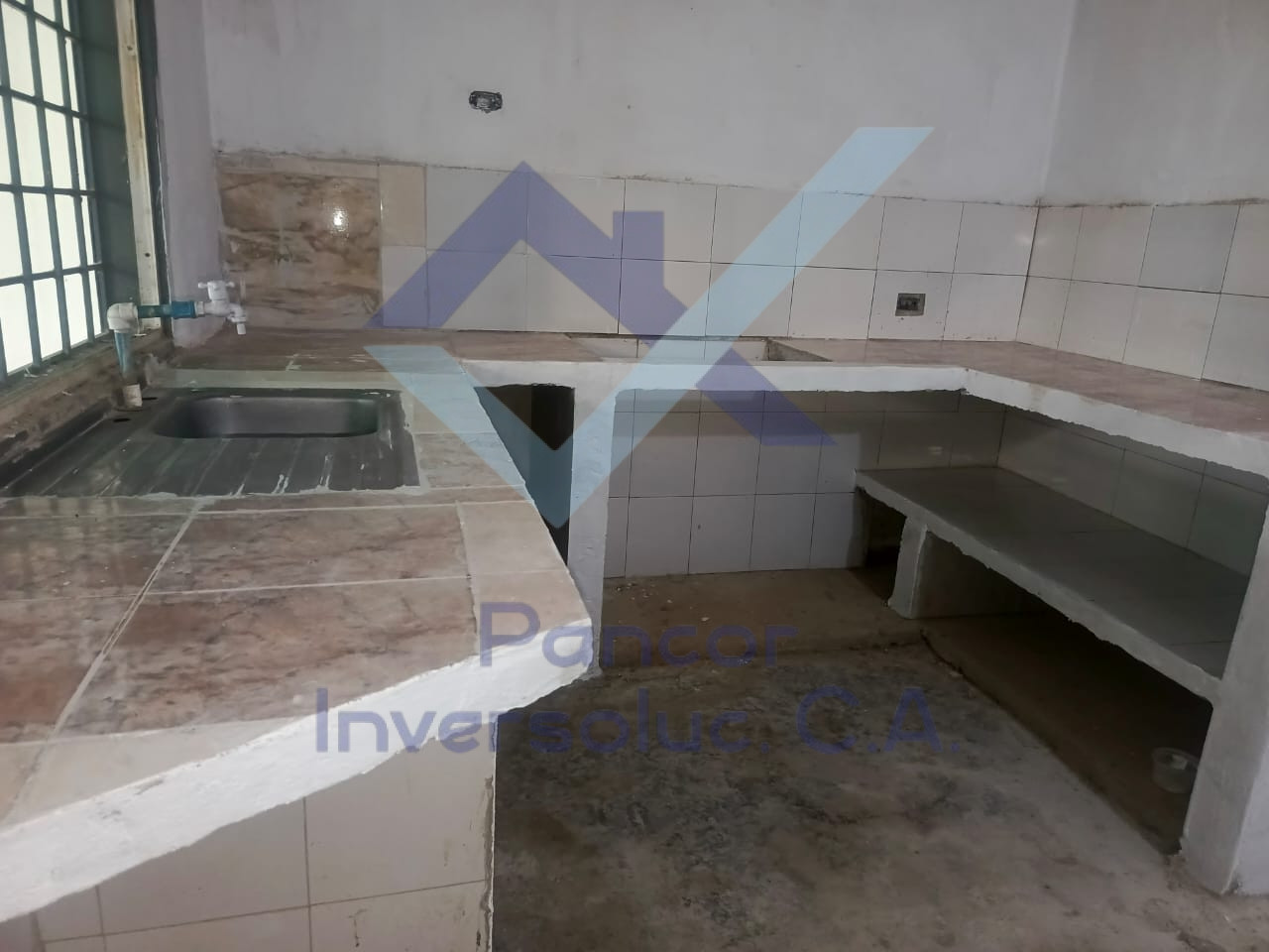 Casa en Venta en Guacara - Tesoro Del Indio (3H - 2B - 3PE)