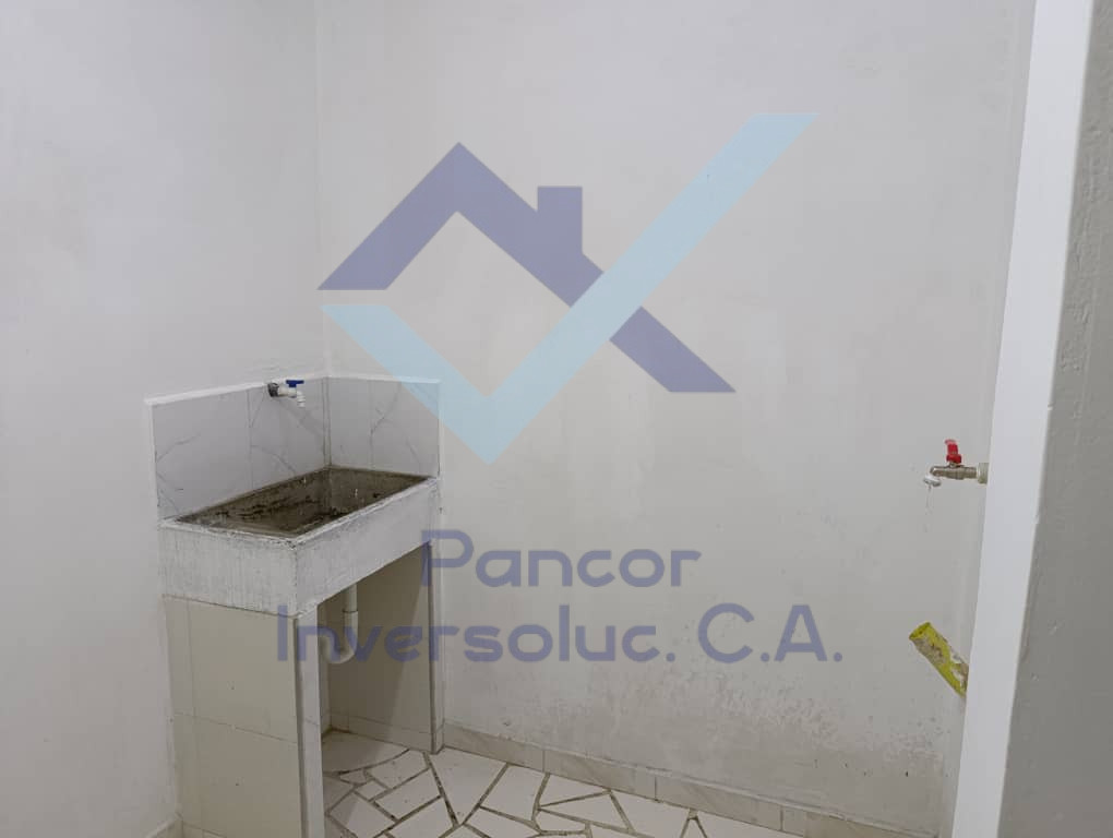Anexo en Alquiler en Guacara - Ciudad Alianza (1H - 1B - PE)