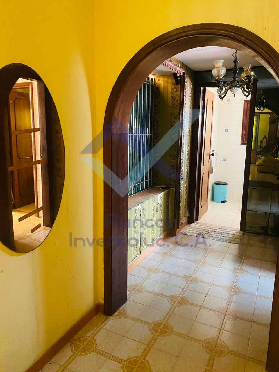 Casa en Venta en Valencia (4H - 4B - 4PE)