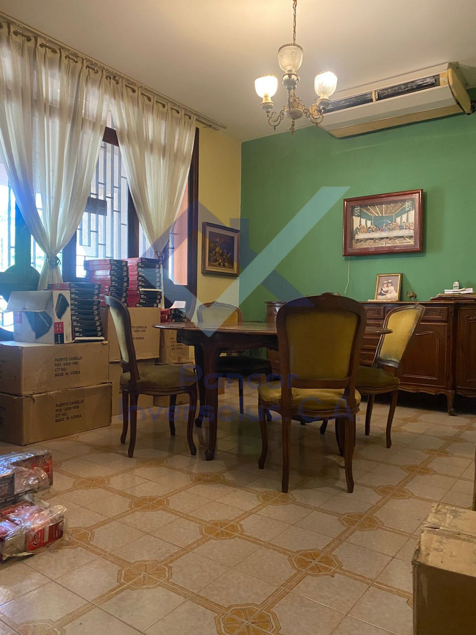 Casa en Venta en Valencia (4H - 4B - 4PE)
