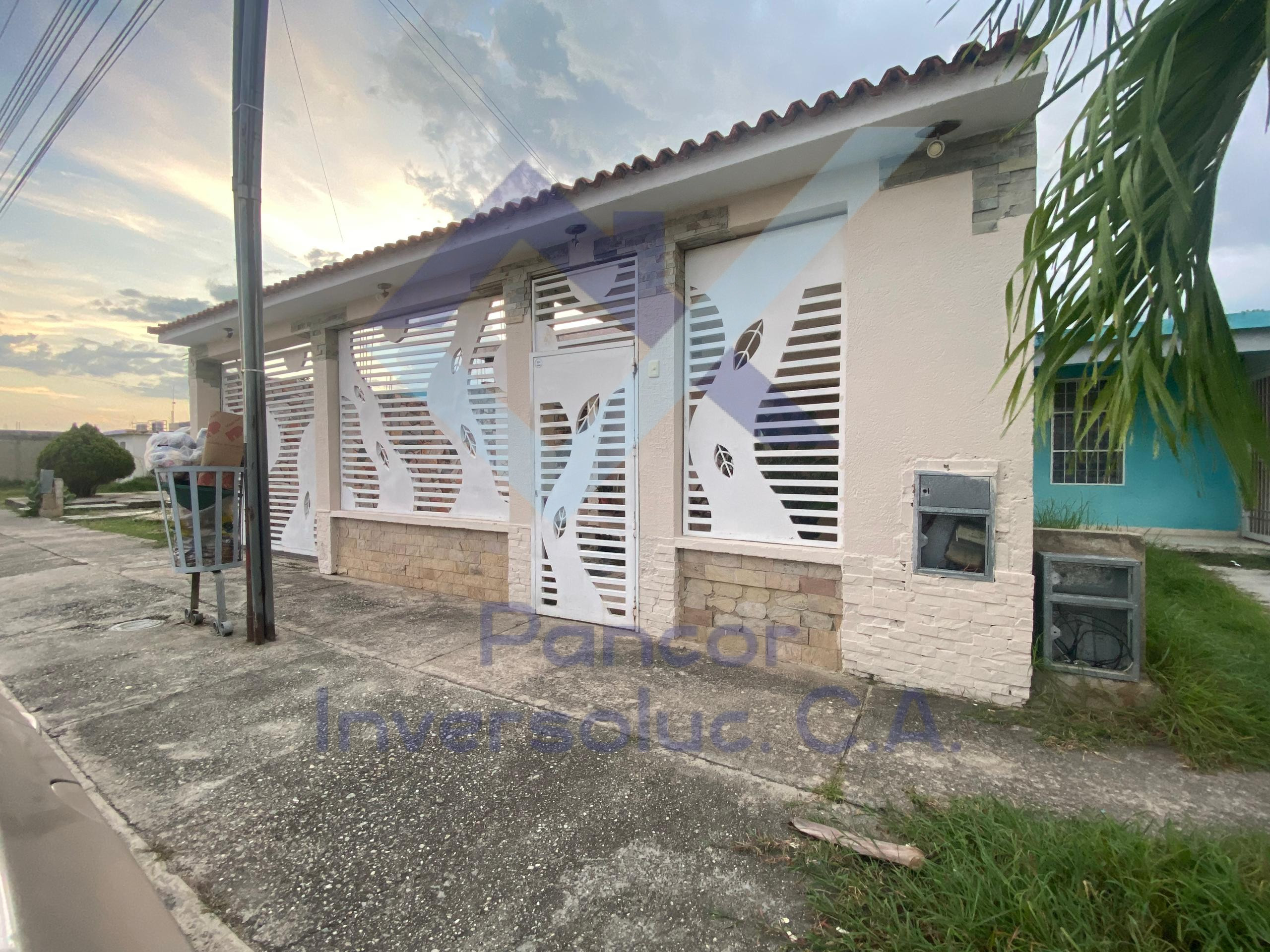 Casa en Venta en Guacara - Ciudad Alianza (3H - 2B - 3PE)
