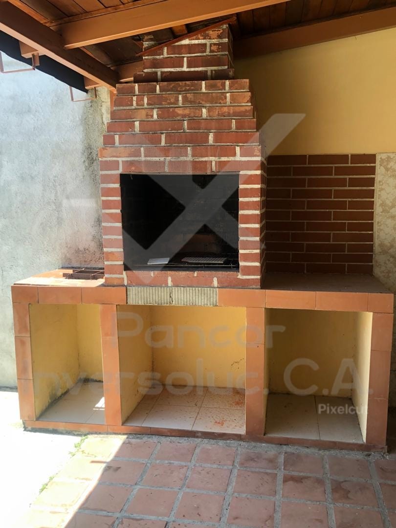 Casa en Venta en Guacara - Ciudad Alianza (4H - 3B - 2PE)