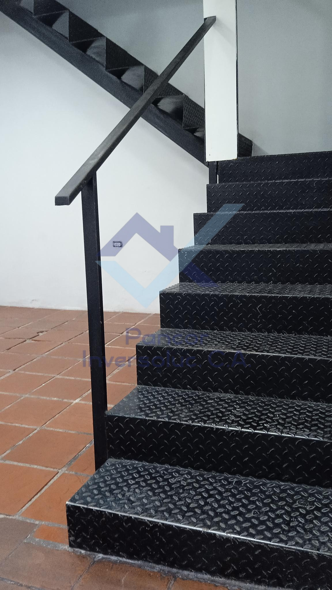 Local en Alquiler en Valencia (2H - 2B - PE)