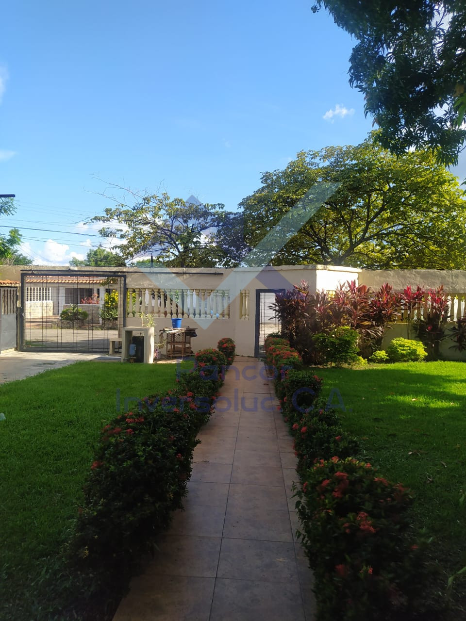 Casa en Venta en Guacara - Ciudad Alianza (4H - 3B - 3PE)