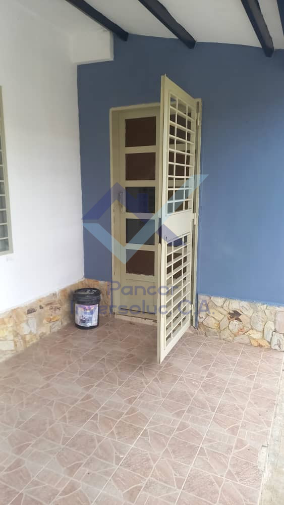 Casa en Alquiler en San Diego (2H - 1B - 1PE)