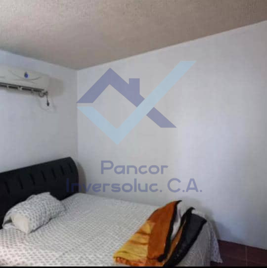 Casa en Venta en San Joaquin (2H - 1B - 2PE)