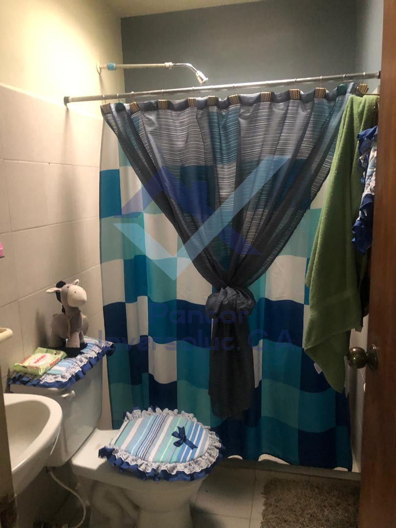 Casa en Venta en San Joaquin (3H - 2B - 2PE)