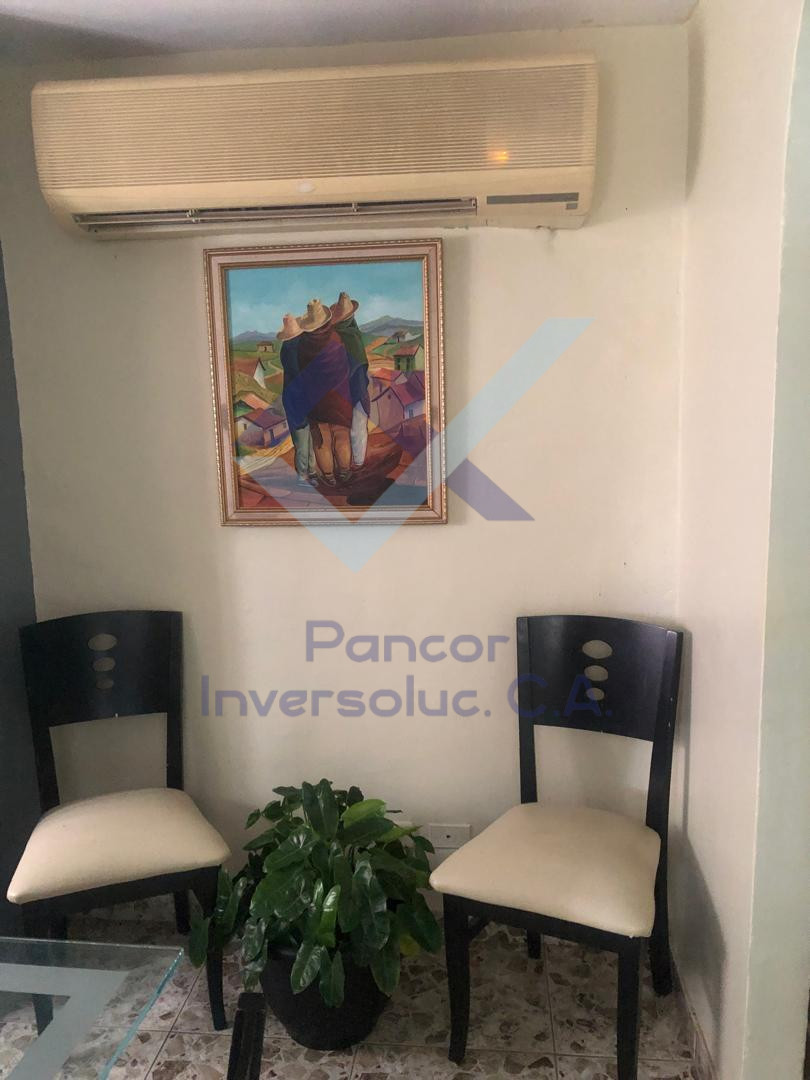 Casa en Venta en San Joaquin (3H - 2B - 2PE)
