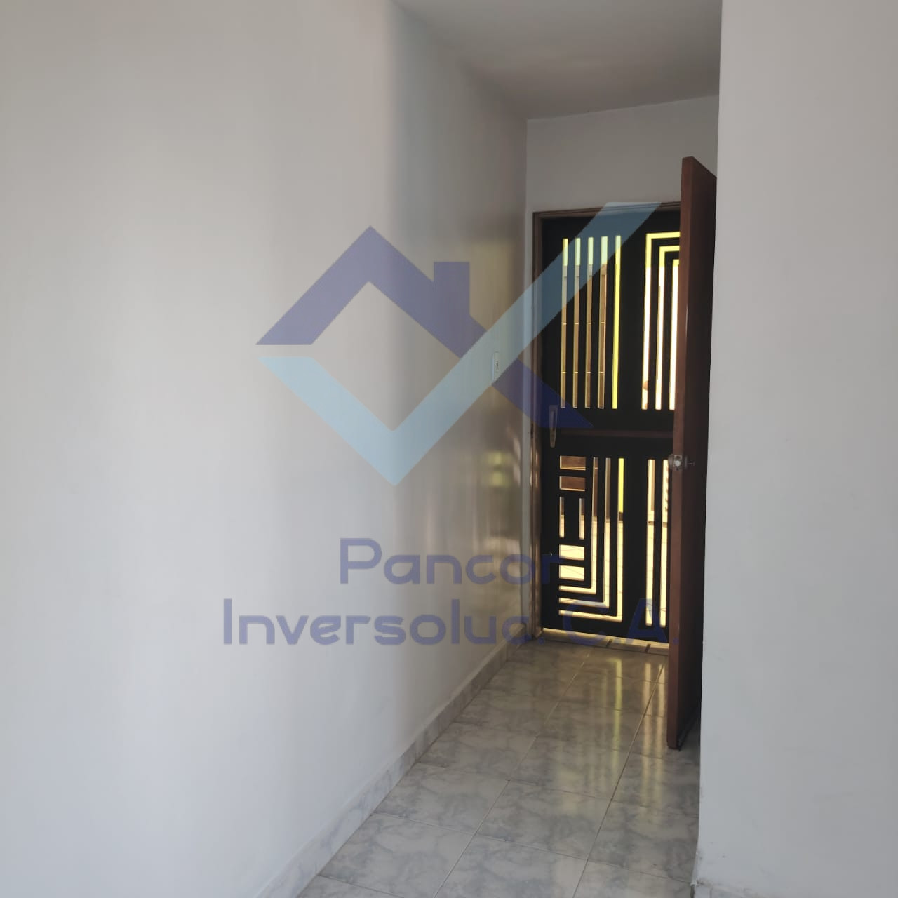 Apartamento en Alquiler en Los Guayos (3H - 1B - 2PE)