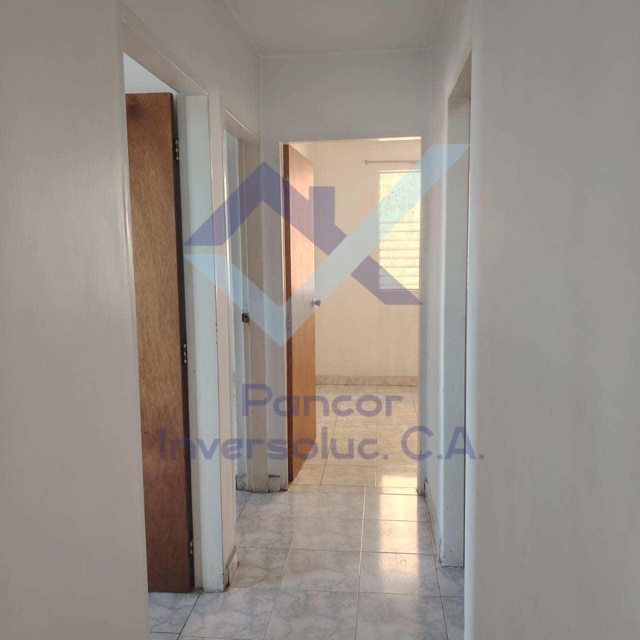 Apartamento en Alquiler en Los Guayos (3H - 1B - 2PE)
